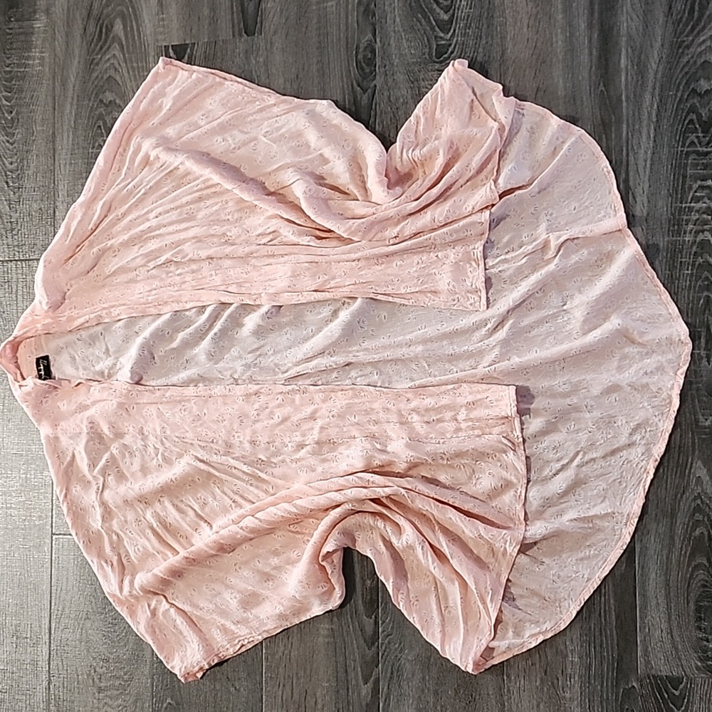 💋 Symbology boho Peach floral Kimono 💋